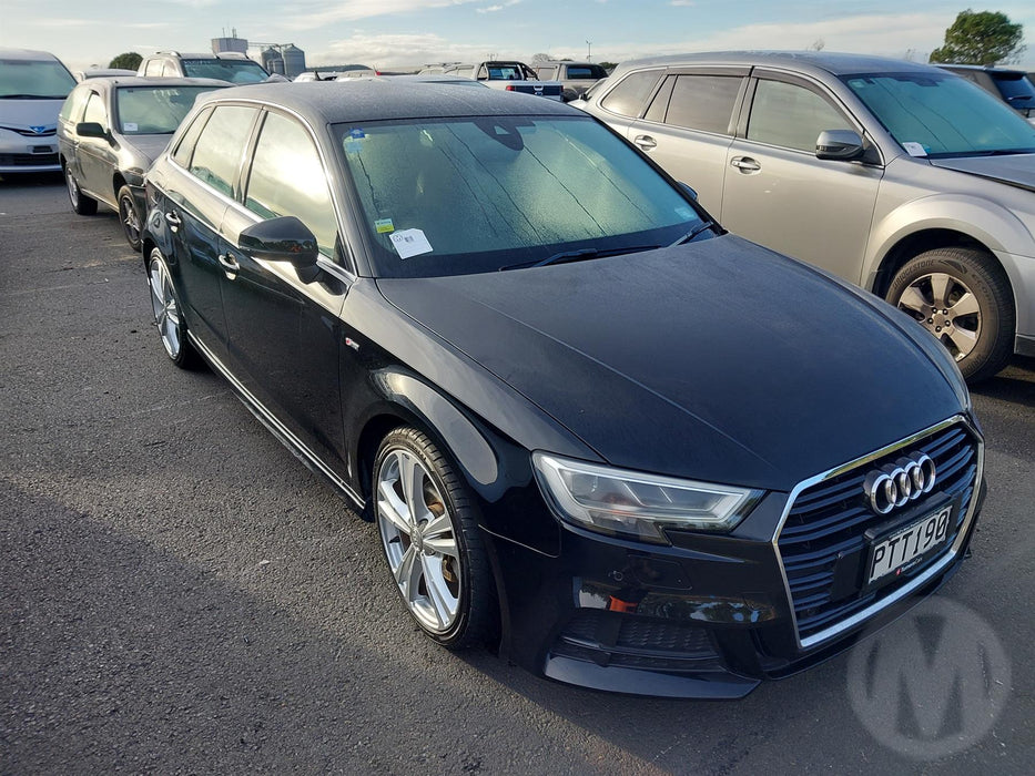 2017, Audi, A3, WAUZZZ8V1JA048052