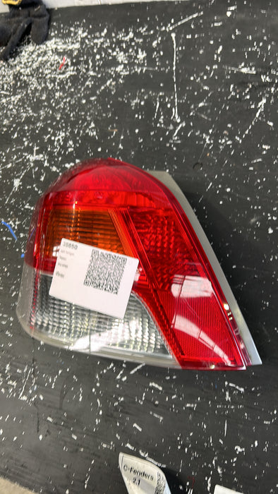 Toyota, Yaris, Vitz XP90, Left Taillight