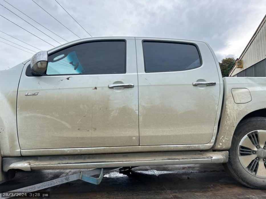 2017, Isuzu, D-Max, LS DC 3.0D/4WD/6AT