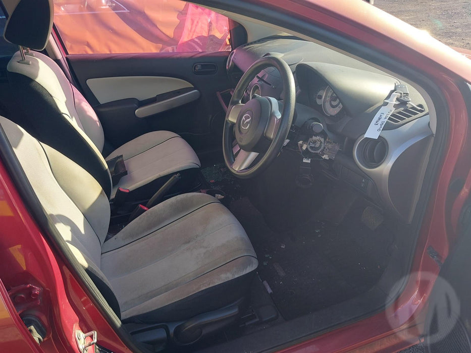 2008 Mazda 2 Demio DE DE 3975 - Used parts for sale