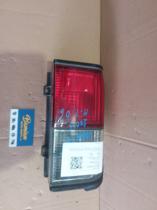 2004, Nissan, Vanette, Left Taillight