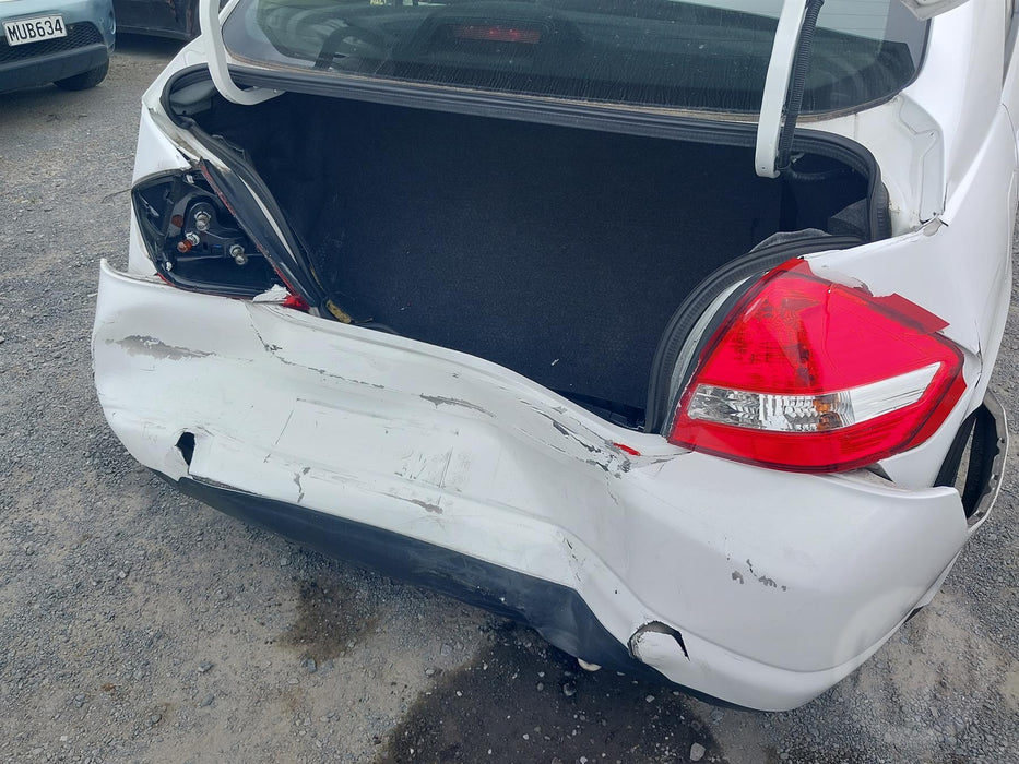 2005 Nissan Tiida  SC11 6163 - Used parts for sale