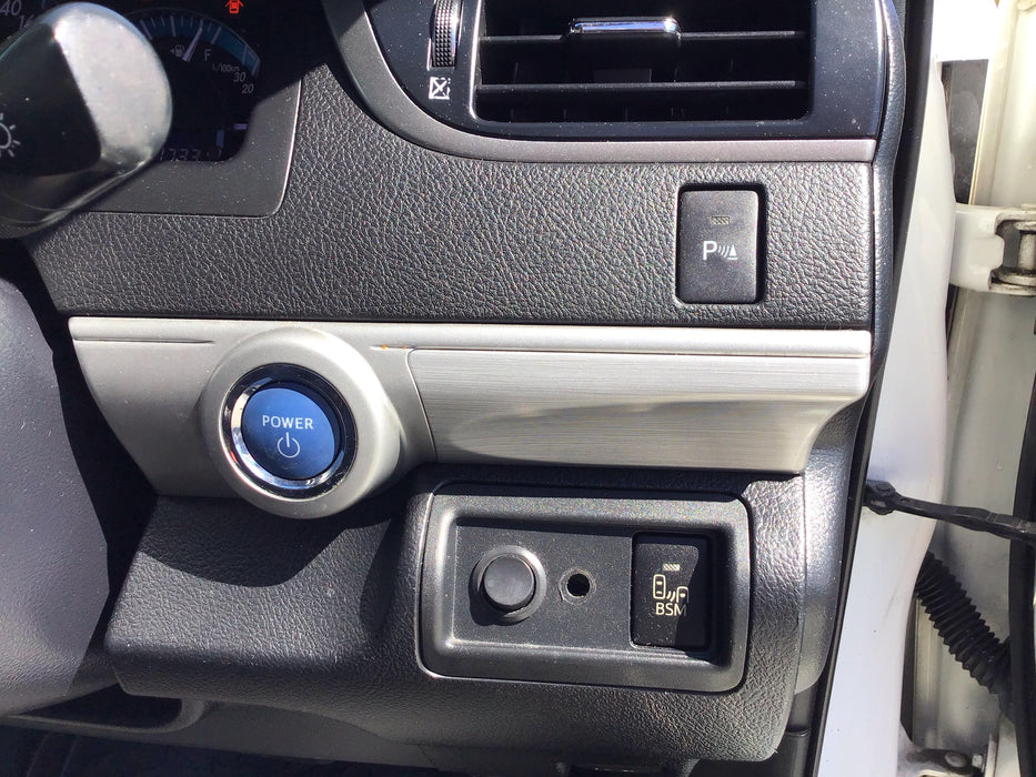 2015 Toyota Camry Hybrid XV50 5822 - Used parts for sale