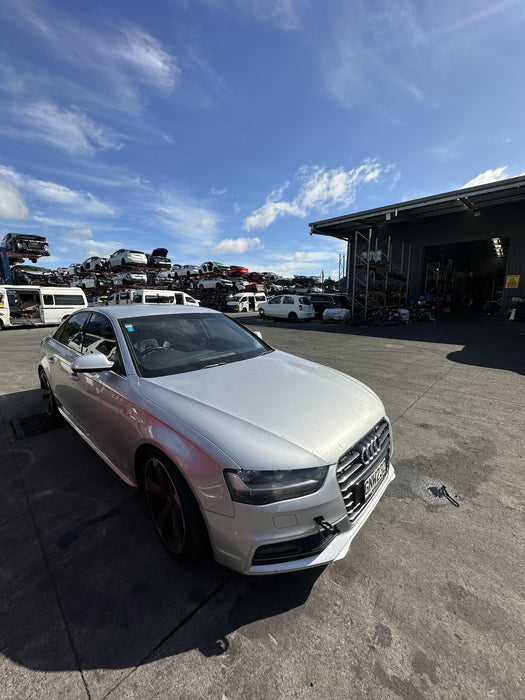 2012 Audi A4  B8 5530 - Used parts for sale