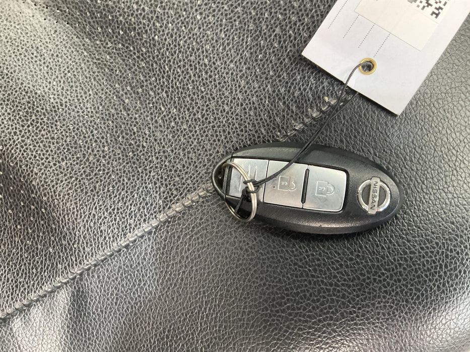 2010 Nissan March   5873 - Used parts for sale