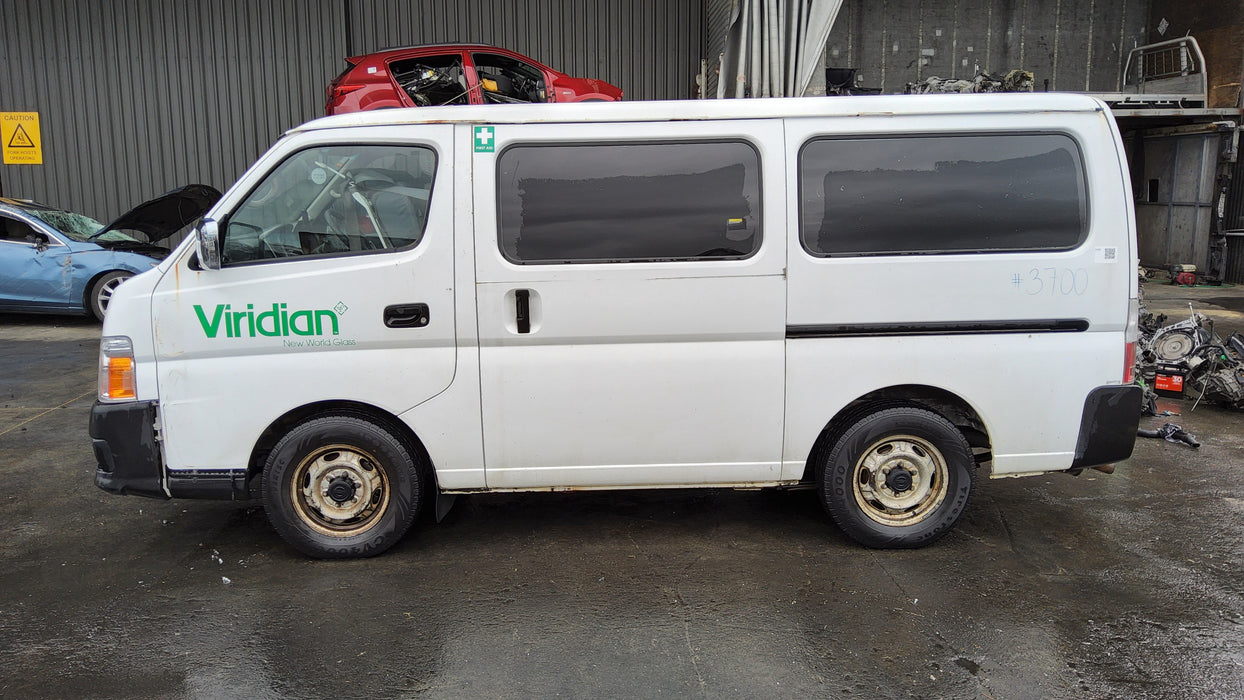 2009, Nissan, Urvan, 3.0 DIESEL AUTO