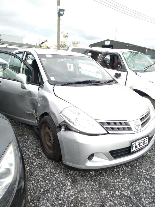 2011, Nissan, Tiida