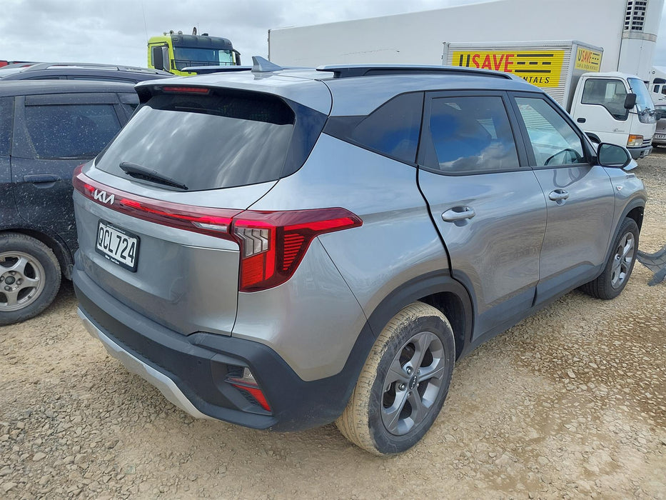 2023 Kia Seltos LX 2.0P/IV  5710 - Used parts for sale