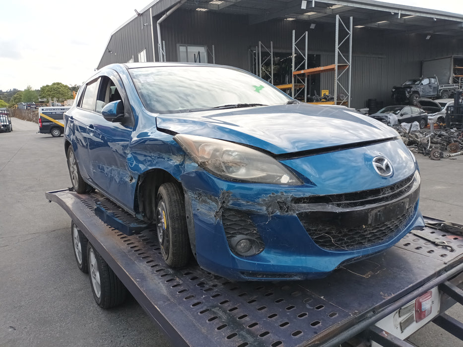 2011 Mazda 3 Axela Bl  5423 - Used parts for sale