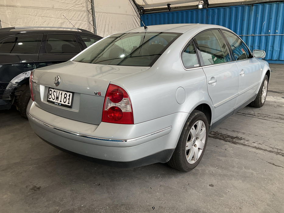 2003, Volkswagen, Passat, 2.8 V6 4MOTION 4DR