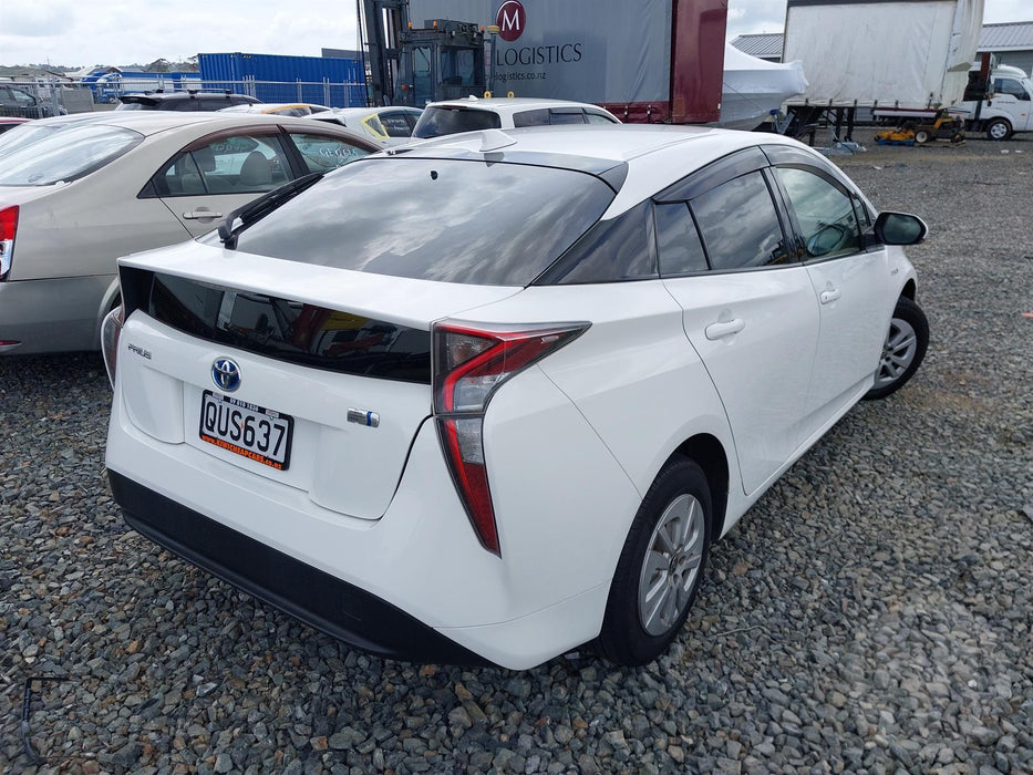 2018 Toyota Prius Hybrid W50 5839 - Used parts for sale