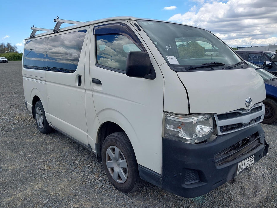 2013 Toyota Commuter  V H200 5909 - Used parts for sale