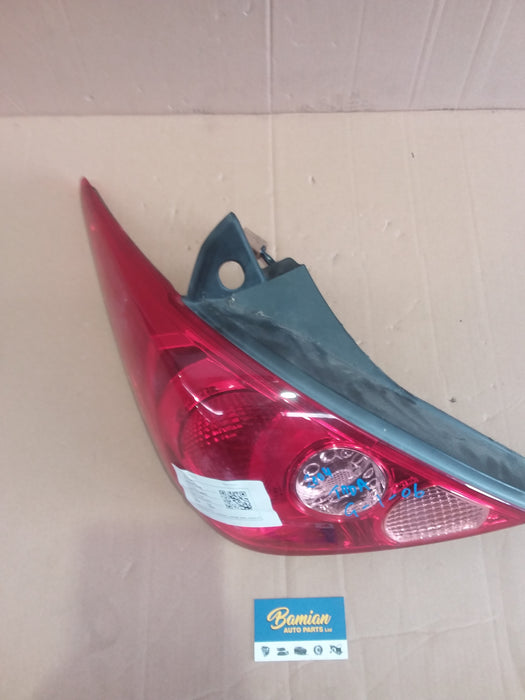 2009, Nissan, Tiida, Left Taillight