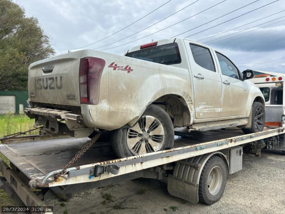 2017, Isuzu, D-Max, LS DC 3.0D/4WD/6AT