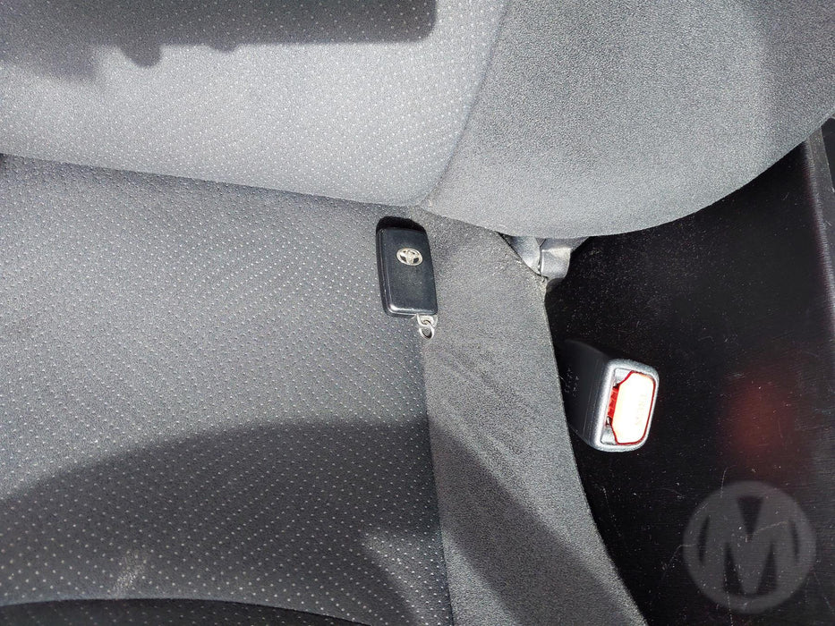 2015 Toyota Prius Hybrid W30 6021 - Used parts for sale