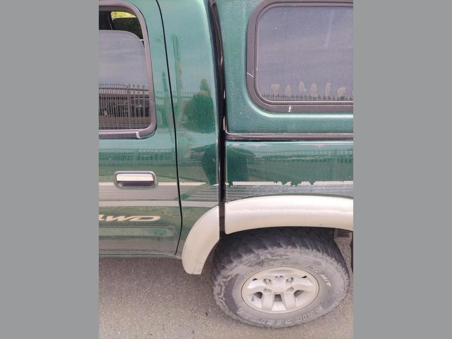 2004 Toyota Hilux 3.4P V6 4WD SR5 DCAB  5816 - Used parts for sale