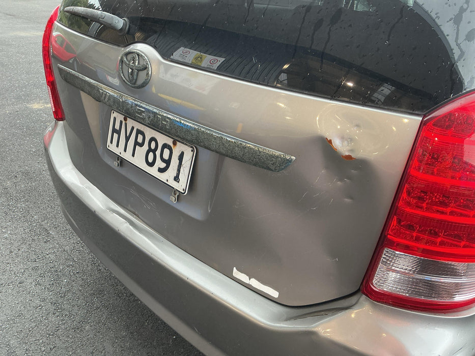 2005 Toyota Wish Hi E10 6033 - Used parts for sale