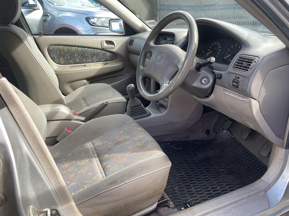 1999 Toyota Corolla 1.6P XL HATCHBACK 5M  5418 - Used parts for sale