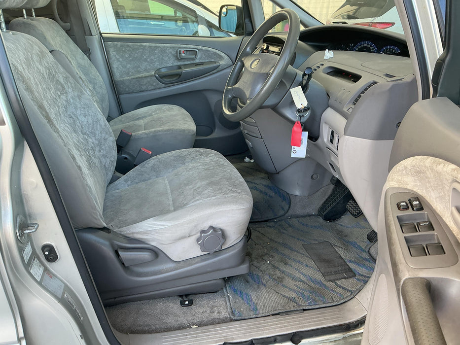 2000 Toyota Estima  R40 6172 - Used parts for sale