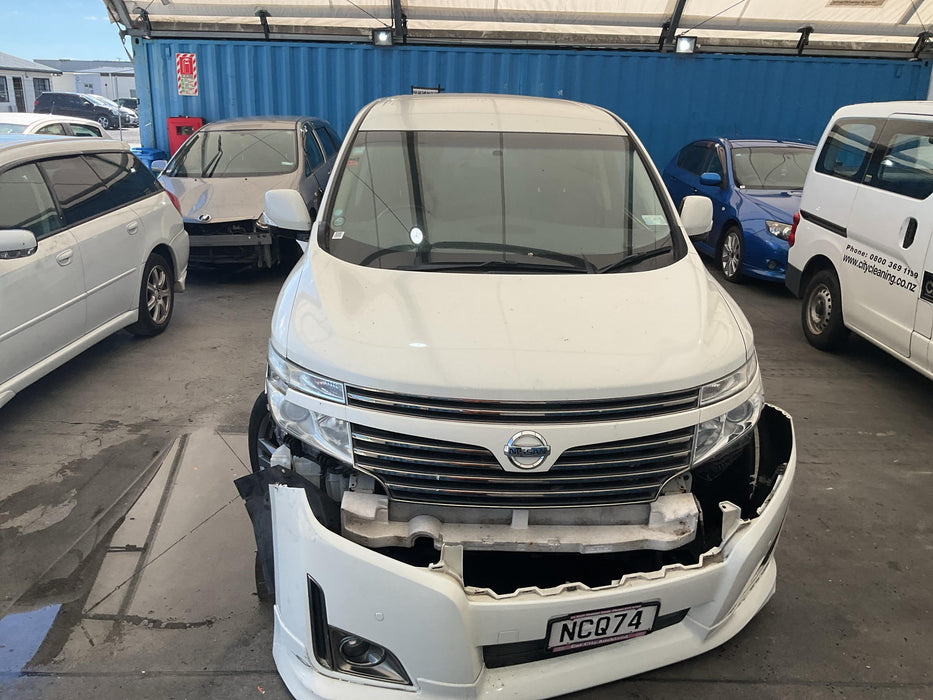 2013 Nissan Elgrand  E52 6076 - Used parts for sale