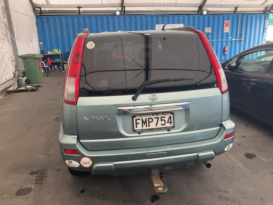 2001 Nissan X-trail   5525 - Used parts for sale