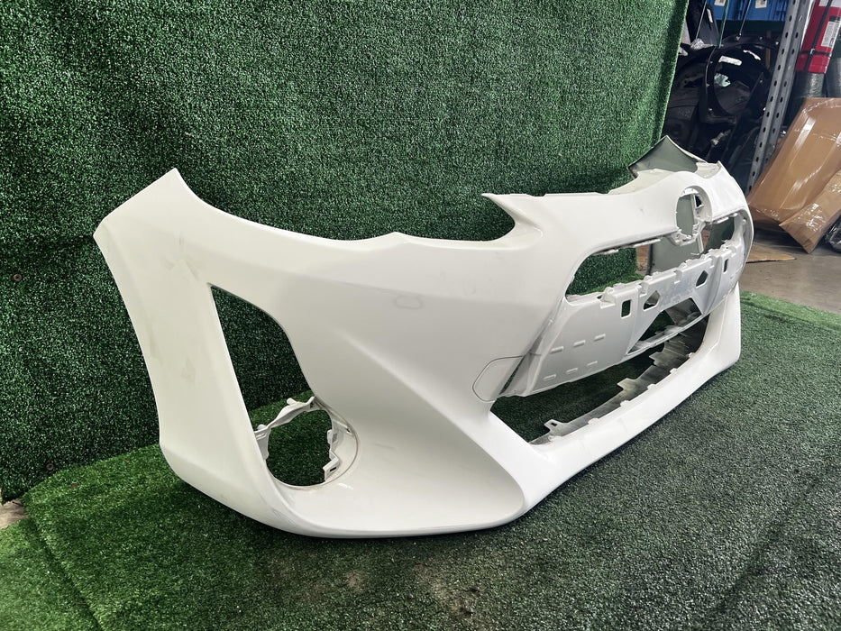 2016 Toyota Aqua Hybrid NHP10 Front Bumper