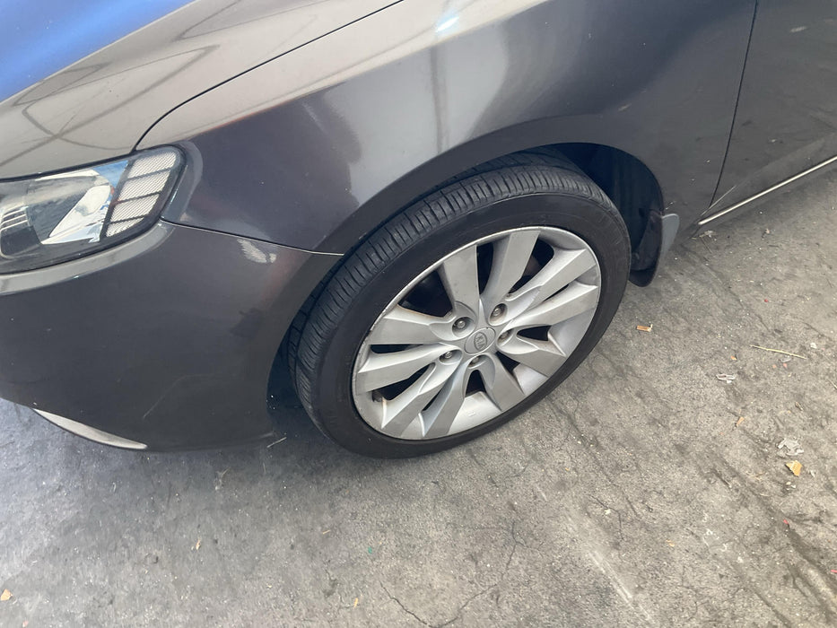 2009 Kia Cerato SLI TD 6143 - Used parts for sale