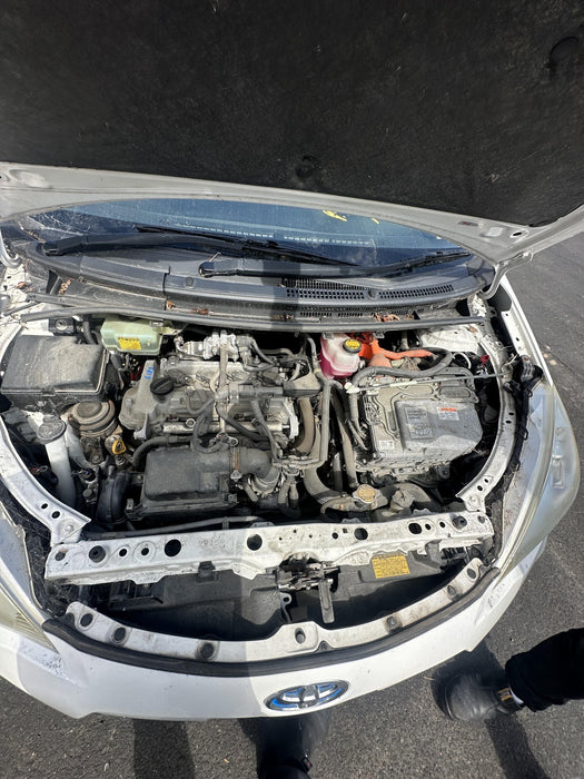 2013 Toyota Aqua Hybrid NHP10 6183 - Used parts for sale