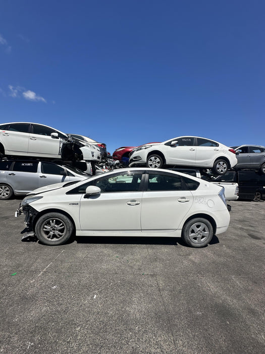 2010 Toyota Prius   5826 - Used parts for sale