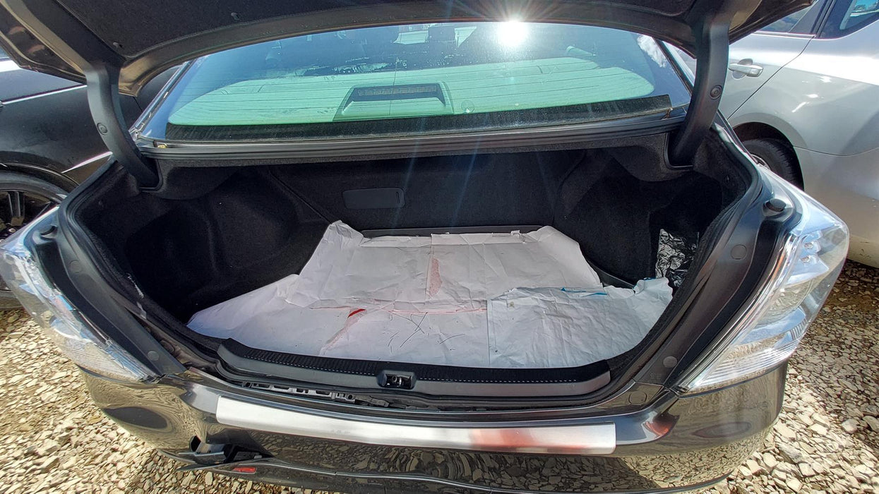 2011 Toyota Sai   5675 - Used parts for sale