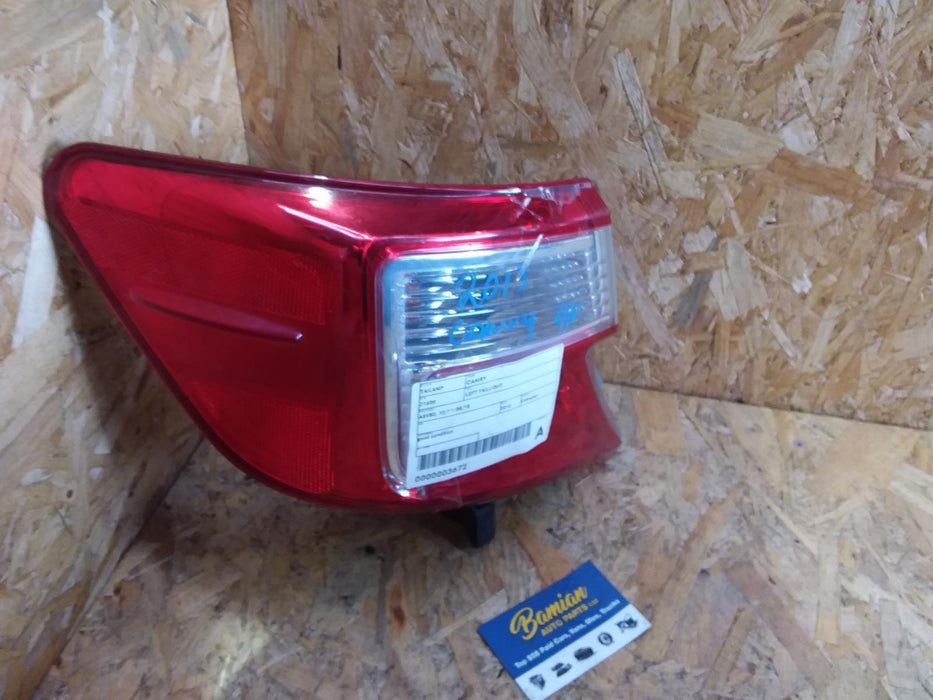 2013 Toyota Camry Camry  Left Taillight