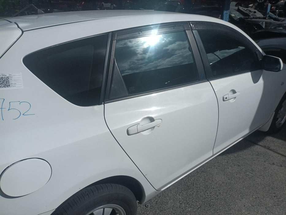 2005 Mazda Axela   5752 - Used parts for sale