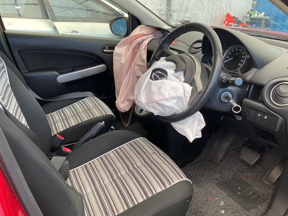 2013 Mazda 2 Demio DE  5766 - Used parts for sale