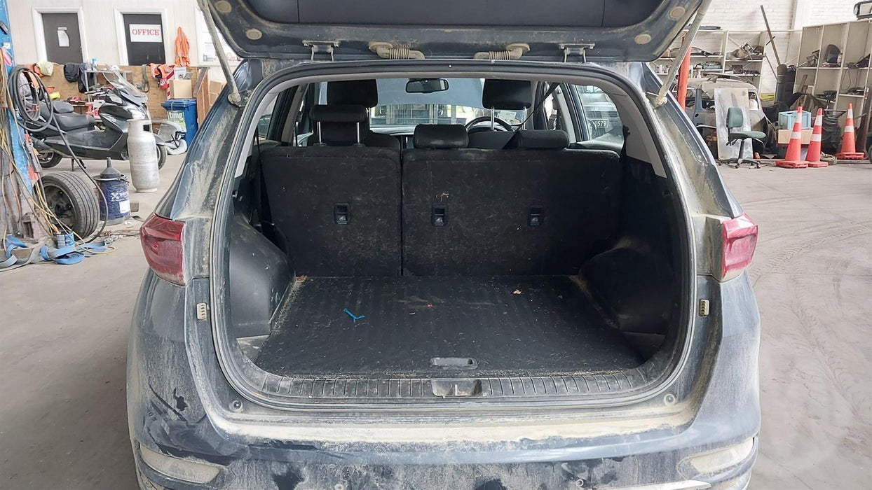 2019 Kia Sportage LX 2.0D/4WD/8AT  5109 - Used parts for sale