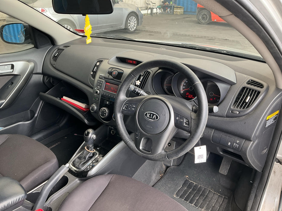 2010 Kia Cerato 2.0 PETROL AUTO LX  5473 - Used parts for sale
