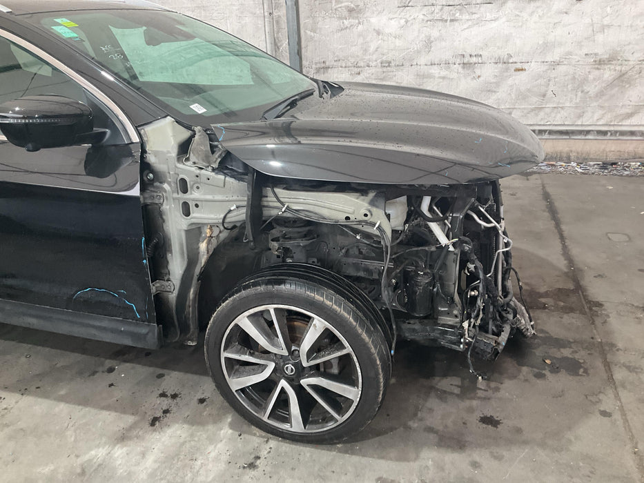 2017 Nissan Qashqai TI 2.0P/1CVT/HA/5DR  4726 - Used parts for sale