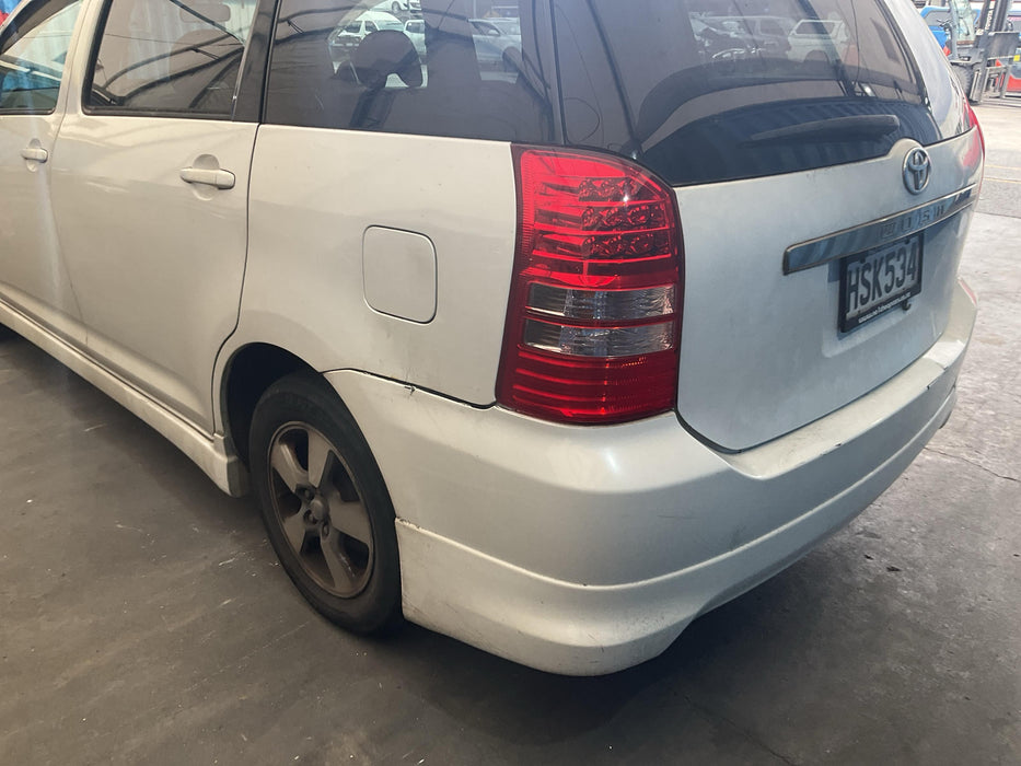 2004 Toyota Wish LTD  5256 - Used parts for sale