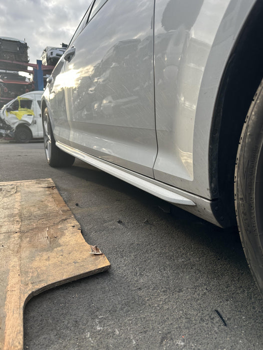 2017 Audi A4   4675 - Used parts for sale