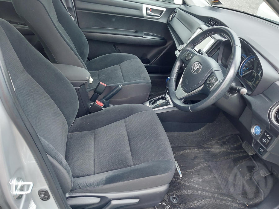 2014 Toyota Corolla AXIO HYBRID  5808 - Used parts for sale
