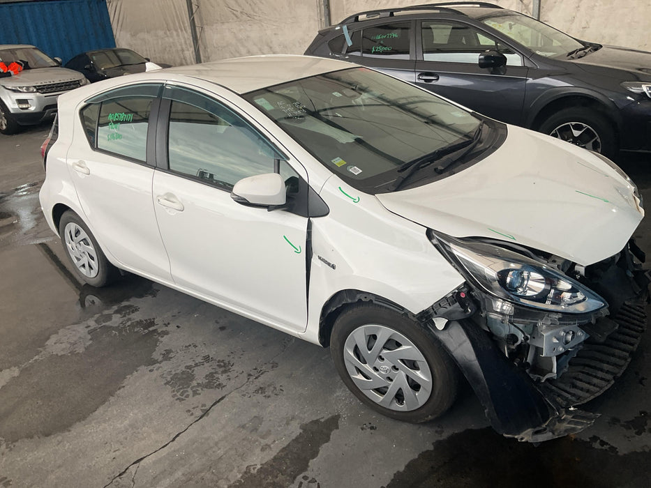 2017, Toyota, Aqua, Hybrid, NHP10-6658884