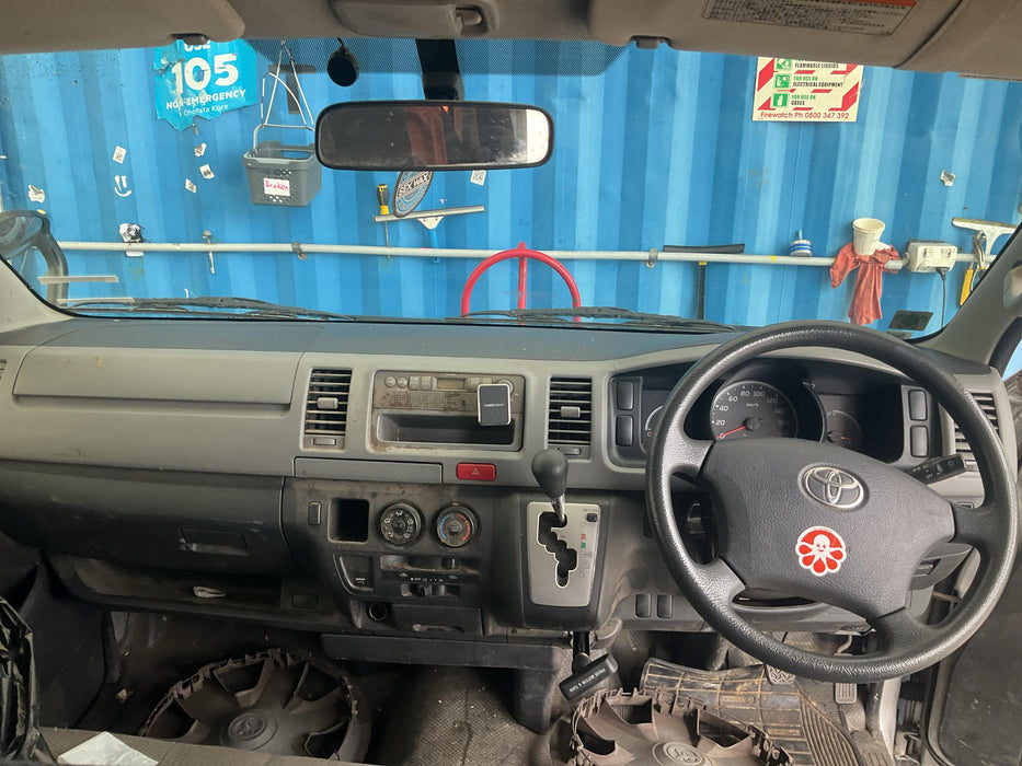 2013 Toyota Hiace  V H200 6224 - Used parts for sale