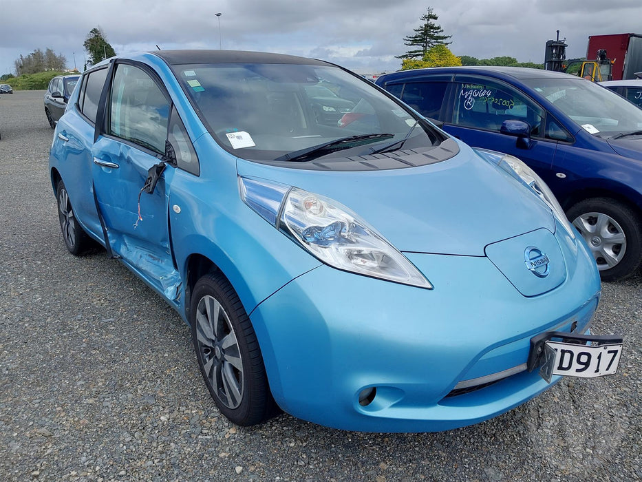 2016 Nissan Leaf  ZE0 5801 - Used parts for sale