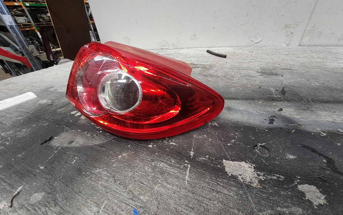 2005 Mazda 2 DY 2 Right Taillight