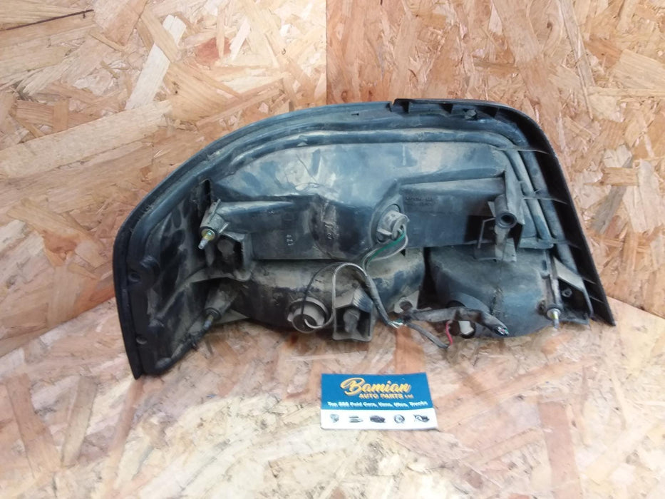 2000 Toyota Vista Vista  Right Taillight