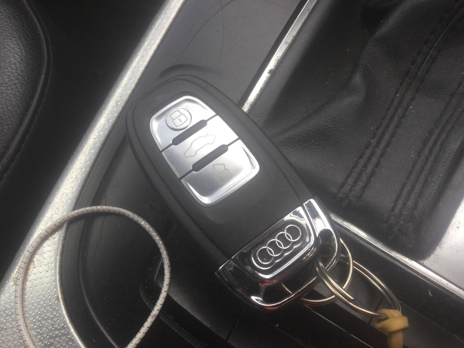2012 Audi A4 3.0 TDI Q STRONIC AV  6095 - Used parts for sale