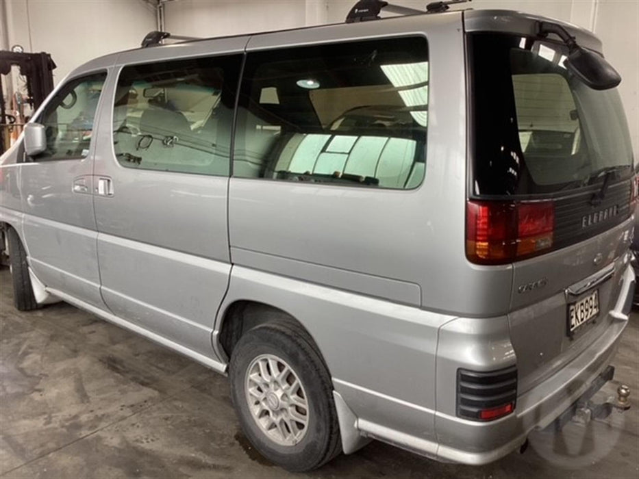 1999 Nissan Caravan ELGRAND  5817 - Used parts for sale