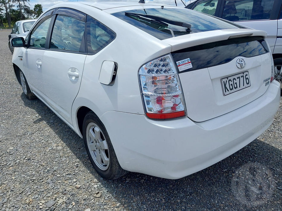 2009 Toyota Prius Hybrid W20 6194 - Used parts for sale
