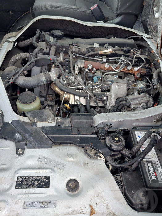 2013 Toyota Commuter  V H200 5909 - Used parts for sale