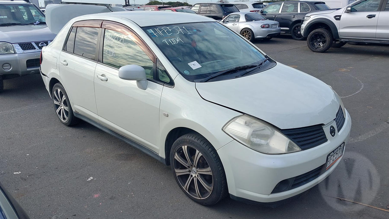 2004, Nissan, Tiida, LATIO, SC11-002333