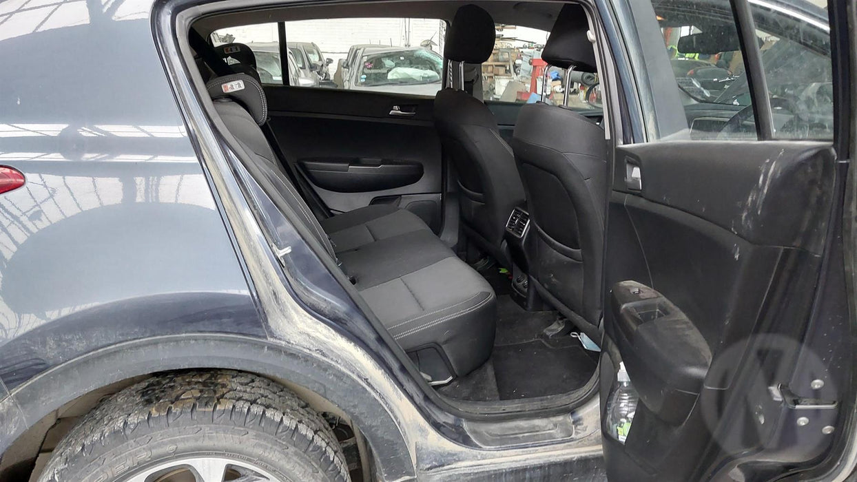 2019 Kia Sportage LX 2.0D/4WD/8AT  5109 - Used parts for sale